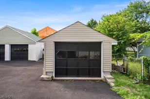 15 Dunkerly St, Totowa, NJ 07512 - Photo 17