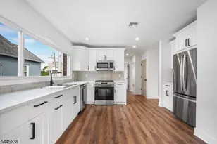 15 Dunkerly St, Totowa, NJ 07512 - Photo 3