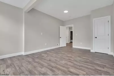 89 Schley St, Newark, NJ 07112 - Photo 9