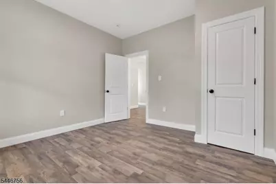 89 Schley St, Newark, NJ 07112 - Photo 21