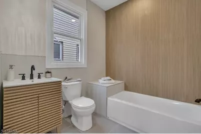 89 Schley St, Newark, NJ 07112 - Photo 29
