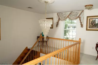 40 Oaktree Ln, Bloomfield, NJ 07003 - Photo 17