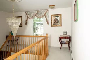 40 Oaktree Ln, Bloomfield, NJ 07003 - Photo 15