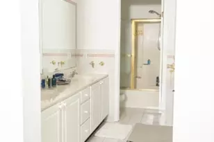 40 Oaktree Ln, Bloomfield, NJ 07003 - Photo 25