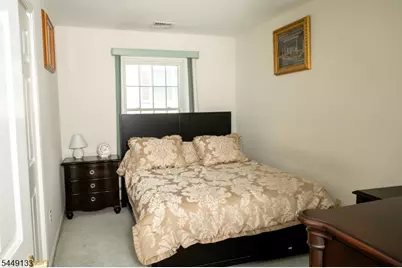 40 Oaktree Ln, Bloomfield, NJ 07003 - Photo 19
