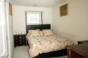 40 Oaktree Ln, Bloomfield, NJ 07003 - Photo 19