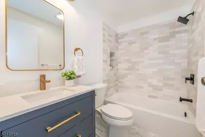 11 William St #B, Montclair, NJ 07042 - Photo 15