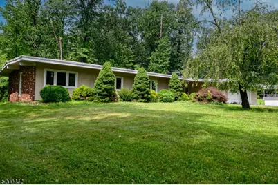 35 Glenwood Dr, Montville Township, NJ 07045 - Photo 1