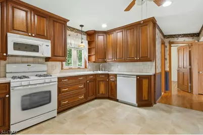58 Furber Ave, Linden, NJ 07036 - Photo 9