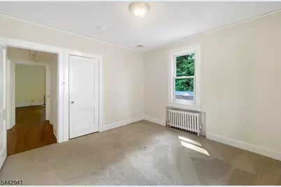 121 Columbia Ave, Cranford Township, NJ 07016 - Photo 23
