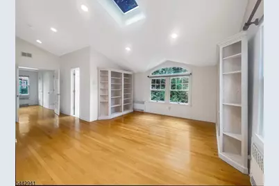 121 Columbia Ave, Cranford Township, NJ 07016 - Photo 19