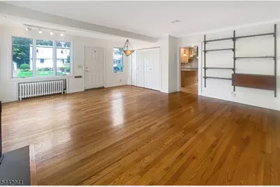 121 Columbia Ave, Cranford Township, NJ 07016 - Photo 17