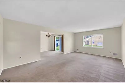 11 Reef Pl, Brick Twp., NJ 08723 - Photo 7