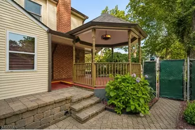 328 Hillside Ave, Livingston, NJ 07039 - Photo 31