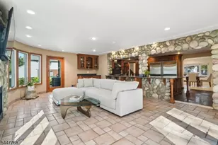 328 Hillside Ave, Livingston, NJ 07039 - Photo 3
