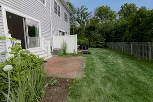 14 Clover Ct, Berkeley Heights Township, NJ 07922 - Photo 3