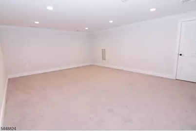 14 Clover Ct, Berkeley Heights Township, NJ 07922 - Photo 17