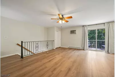 15 Cottage St #1B, Midland Park, NJ 07432 - Photo 3
