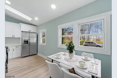 46 Wildwood Rd, Jefferson Township, NJ 07438 - Photo 5
