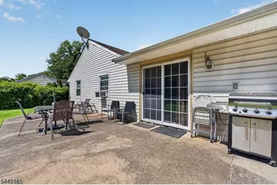 6 Meadowbrook Pl, Willingboro Twp., NJ 08046 - Photo 23