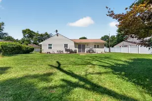 6 Meadowbrook Pl, Willingboro Twp., NJ 08046 - Photo 23