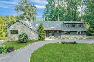 21 Gloucester Rd, Summit, NJ 07901 - Photo 1