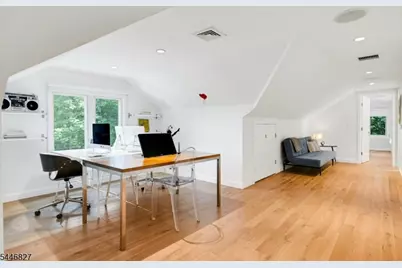 21 Gloucester Rd, Summit, NJ 07901 - Photo 35