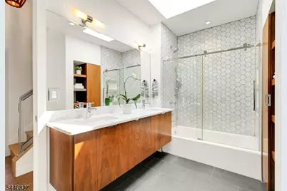 21 Gloucester Rd, Summit, NJ 07901 - Photo 29