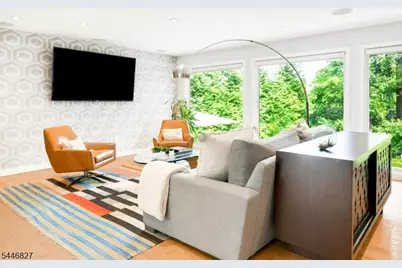 21 Gloucester Rd, Summit, NJ 07901 - Photo 5