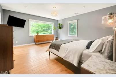 21 Gloucester Rd, Summit, NJ 07901 - Photo 21