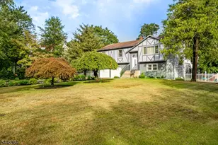 737 W 8th St, Plainfield, NJ 07060 - Photo 1