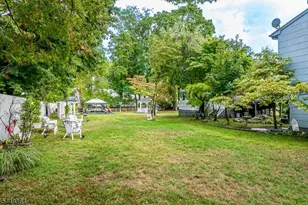 737 W 8th St, Plainfield, NJ 07060 - Photo 47