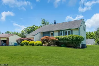 22 Fulton Rd, Franklin Township, NJ 08873 - Photo 3