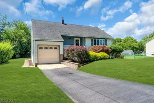 22 Fulton Rd, Franklin Township, NJ 08873 - Photo 1