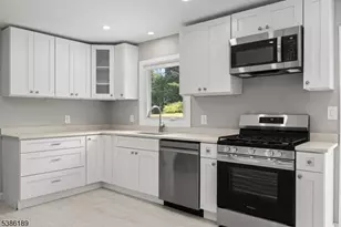 14 Kim Ln, Washington Township, NJ 07840 - Photo 5