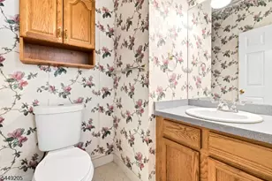 9 Gallop Ln, Franklin Township, NJ 08873 - Photo 7