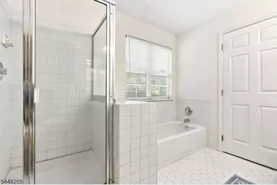 9 Gallop Ln, Franklin Township, NJ 08873 - Photo 17