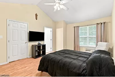 9 Gallop Ln, Franklin Township, NJ 08873 - Photo 15