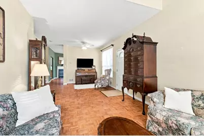 9 Gallop Ln, Franklin Township, NJ 08873 - Photo 5