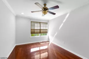72 Albert Ct, Parsippany, NJ 07054 - Photo 15