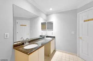 72 Albert Ct, Parsippany, NJ 07054 - Photo 35