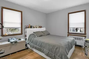 915 Essex Ave, Linden, NJ 07036 - Photo 19