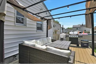 915 Essex Ave, Linden, NJ 07036 - Photo 27