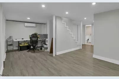 915 Essex Ave, Linden, NJ 07036 - Photo 23