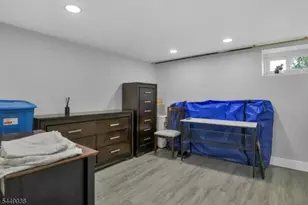 915 Essex Ave, Linden, NJ 07036 - Photo 21