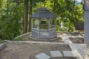 19 Cliffside Trail, Denville, NJ 07834 - Photo 5