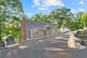 19 Cliffside Trail, Denville, NJ 07834 - Photo 3