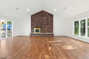 19 Cliffside Trail, Denville, NJ 07834 - Photo 15