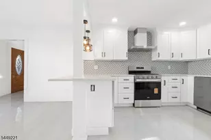 19 Cliffside Trail, Denville, NJ 07834 - Photo 15