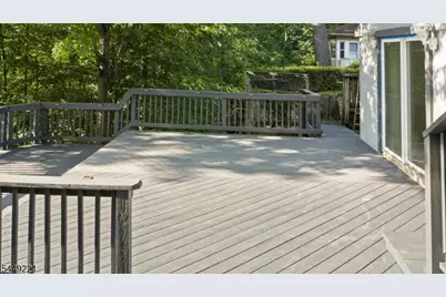 19 Cliffside Trl, Denville, NJ 07834 - Photo 9